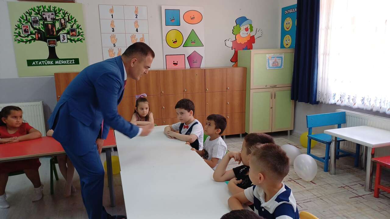 Muğla’da Karne Sevinci: Vali İdris Akbıyık Öğrencilerle Buluştu 5